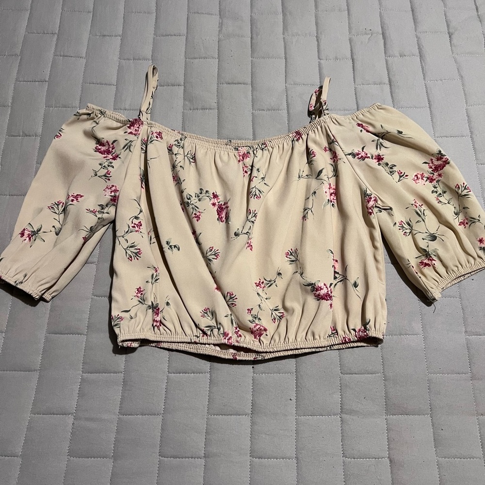 Off shoulder beautiful top